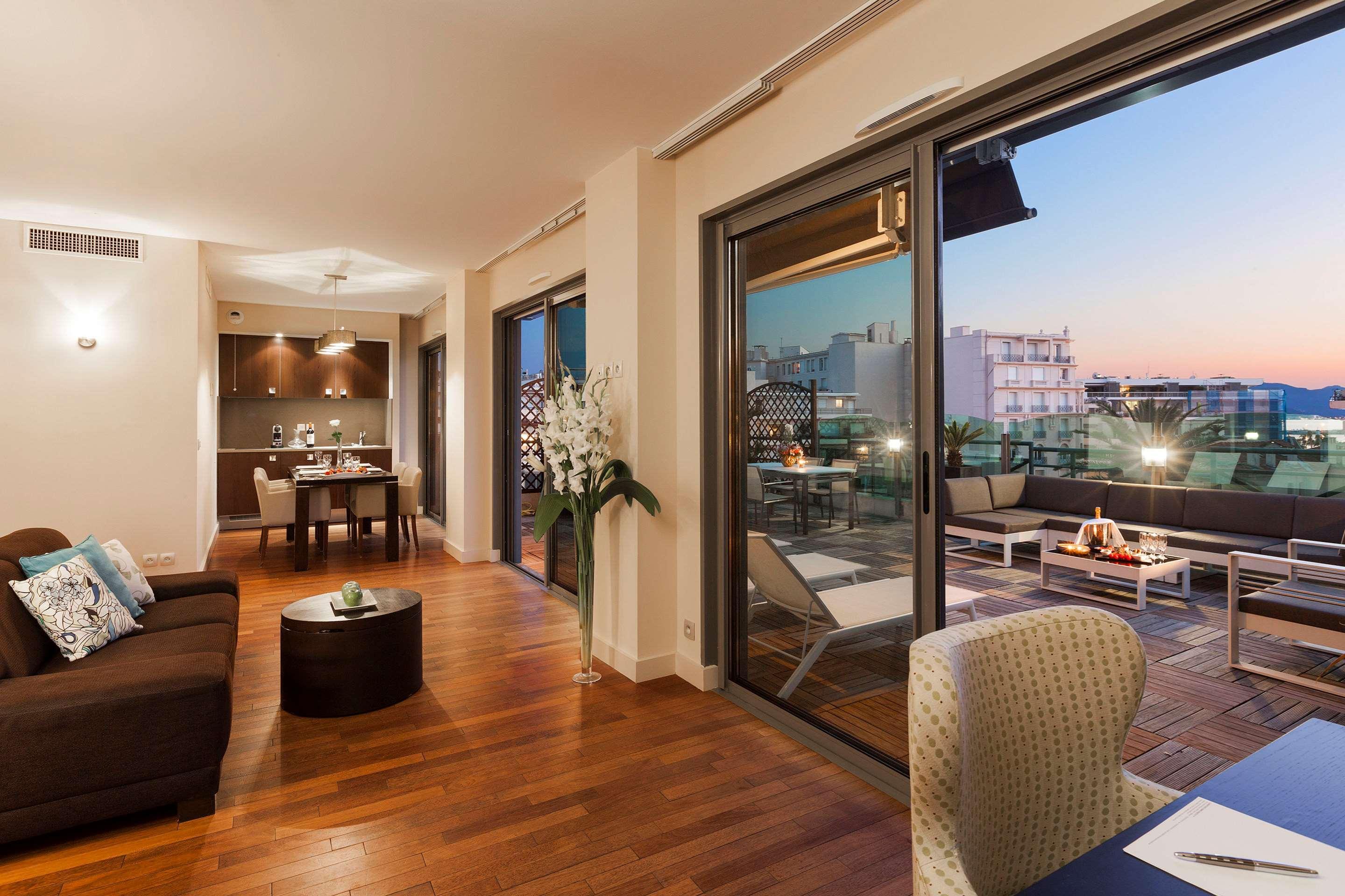 Neho Suites Cannes Croisette Экстерьер фото